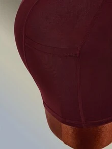 Amplova 女款無袖運動連身裙，配滾邊、露背設計、荷葉邊下擺，搭配短褲 - 酒紅色 - 查看 10