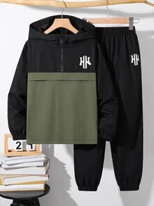 SHEIN 2件組兒童青少年男孩休閒運動圖案連帽外套與黑色長褲套裝，適合秋冬、學校、家庭聚會、度假、派對，男孩套裝 - 彩色 - 查看 2