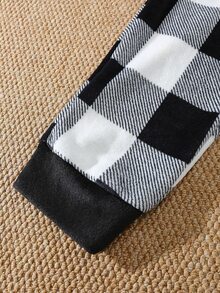 EverLounge Men's Autumn/Winter Minimalist Basic British Style Black Flannel Embroidered Top & Classic Black And White Plaid Pants Loungewear Set - Multicolor - View 5