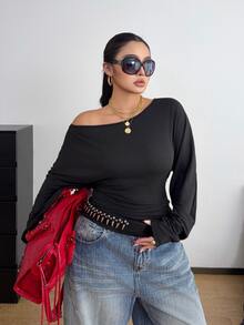POPSWAY Kaos Wanita Ukuran Besar Warna Polos Lengan Panjang Berkerut Kasual Bahu Asimetris - Hitam - View 3