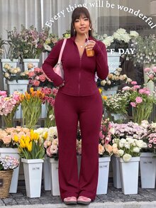 Solflare Plus Size Casual Lightweight Yoga Elastic Jacket & Flare Pants 2 Pieces Set - Burgundy - View 3