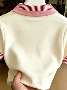Resyla 女款極簡休閒學院風百搭粉色與白色條紋領口T恤，適合日常穿著、早午餐、學校、夏季 - 白色 - 查看 2