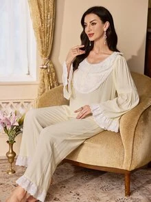 PalaceNights طقم بيجامة نسائي بطراز القصر العتيق مع ياقة مكشكشة مطوية وتصميم دانتيل وأكمام طويلة وبنطال طويل - لون مشمشي - مشاهدة 6