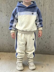男嬰 2件套休閒賽車風春秋冬季連帽衛衣與運動長褲套裝，對比色圖案印花設計，白色藍色 - 彩色 - 查看 1