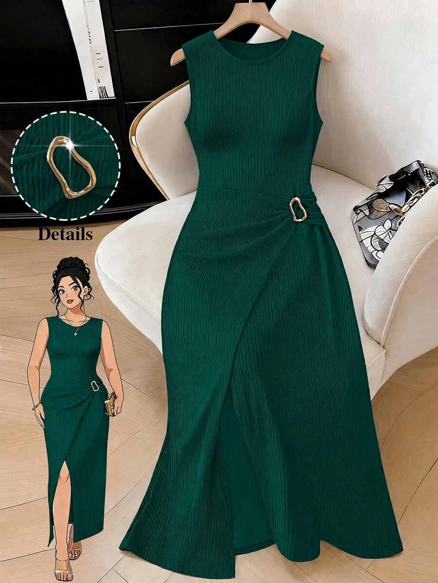 GlowEve CURVE Plus Size Women's Versatile Textured Button Decor Dress - Dark Green - View 1