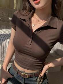 DAZY 女款領口短袖修身性感休閒套頭街頭風T恤 - 咖啡棕 - 查看 3