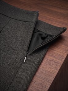 Cévolie Rok Wanita Model Baru Warna Abu-abu Gelap Terbuat dari Kain Mirip Wol, Cocok untuk Musim Gugur dan Musim Dingin, Baik untuk Bepergian Maupun Pemakaian Sehari-hari. - Dark Grey - View 5