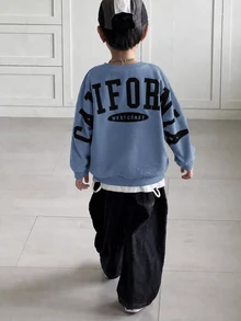 SHEIN Little Byeori 兒童 1件大童男孩淺灰色字母圖案厚款運動衫，休閒學院風寬鬆版型街頭風，適合上學、秋季、開學季、日常穿著 - 藍色 - 查看 6