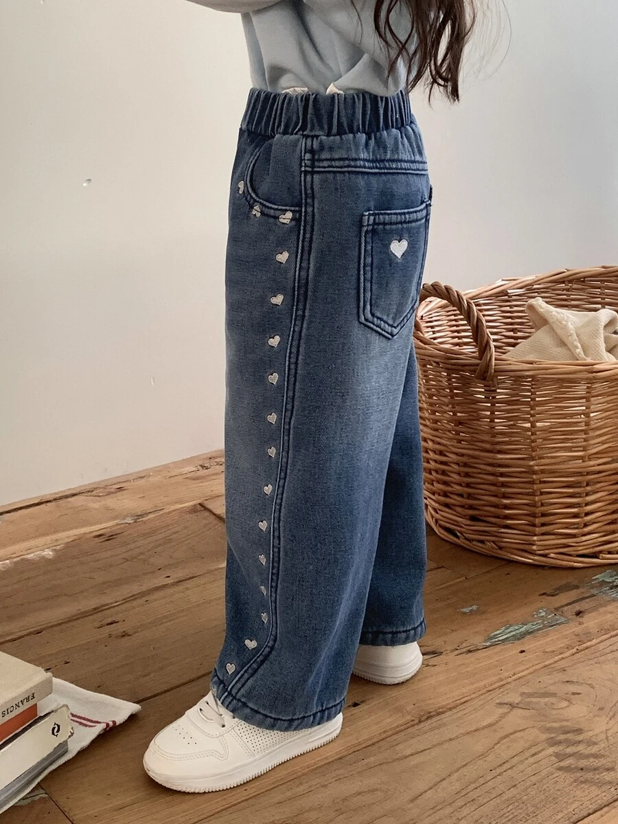 DAZY Infant/Toddler (Girl) Heart Casual Loose All-Season Versatile Denim - Medium Wash - View 1