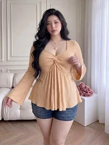 Vibekara Plus Size Front Knot Ruched Textured Fabric T-Shirt - Khaki - View 5