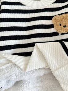 SHEIN Vintaside Kids 2件組新生女嬰衛衣褲套裝，可愛黑白條紋熊貼布，毛絨長袖圓領加厚款，秋季節慶穿搭，彈性羅紋下擺 - 黑與白 - 查看 7