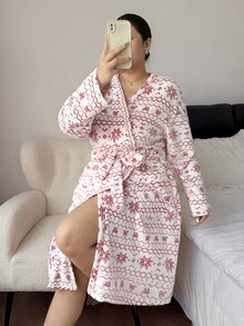 Napfluff CURVE Napfluff CURVE Christmas Fair Isle Snowflake Bow Pattern Plush Long Sleeve Drop Shoulder Pocket Plus Size Women's Robe - Multicolor - View 1