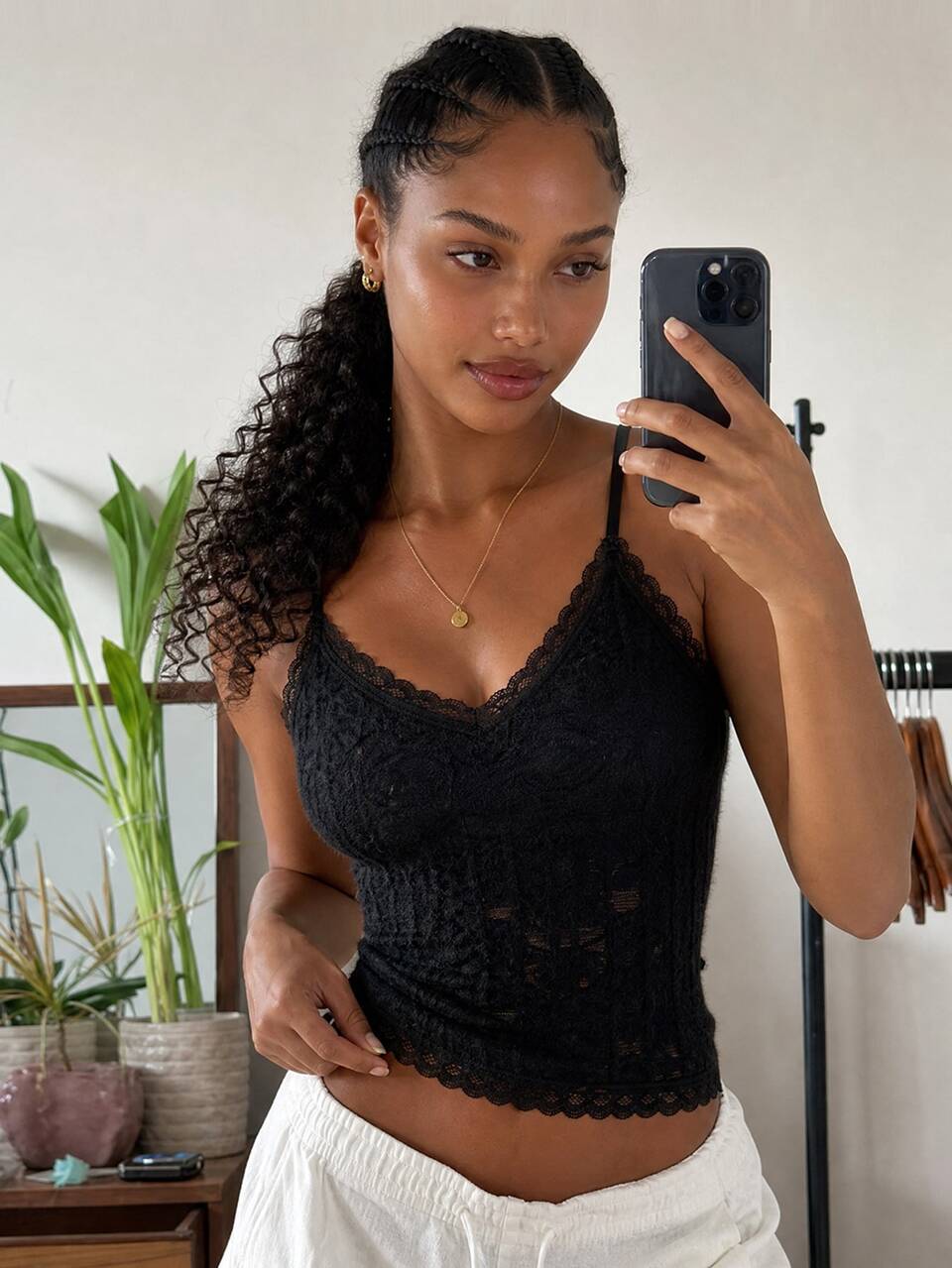 Sexy Semi-Sheer Fuzzy Jacquard Mesh Lace Patchwork Camisole Top With Built-In Padding For Women, Summer & Autumn