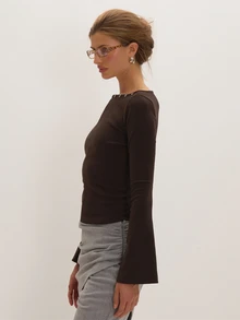 MUSEYN Brown Soft Boat Neck Button Neck Detail Longsleeve Top Versatile Everyday Casual Chic New Season Fall - Coffee Brown - View 3