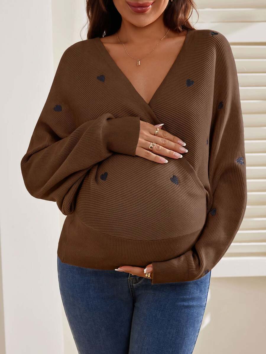 SHEIN 孕婦愛心刺繡重疊V領蝙蝠袖長袖休閒針織衫 - 咖啡棕 - 查看 1