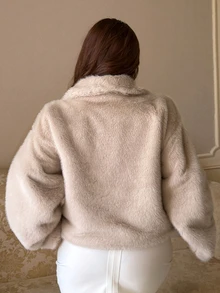 Dazy Plus Solid Color Oversized Lapel Tie-Front Casual Versatile Faux Fur Jacket, Autumn/Winter - Apricot - View 2