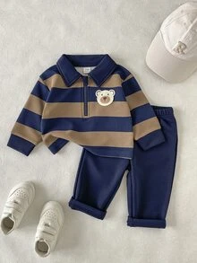 SHEIN Playful Pals 2件組 幼兒男童運動休閒套裝，可愛學院風海軍藍條紋熊貼布長袖四分之一拉鍊衛衣＋長褲，適合戶外秋冬活動 - 彩色 - 查看 3