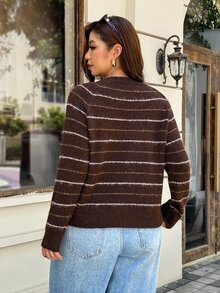 Easura Plus Size Casual Crew Neck Loose Fit Women's Pullover Sweater - Brown - View 2