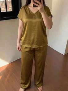 Dazy Plus Satin Loose Elegant Long Pants Loungewear 2-Piece Pajama Set - Yellow - View 4