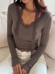 DAZY Women's Solid Color Contrast Lace V-Neck Long Sleeve Slim Fit T-Shirt - Grey - View 3