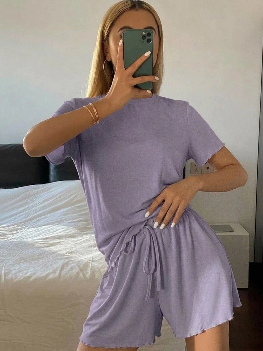 Livesso طقم ملابس منزلية نسائي صيفي مريح بلون سادة وتصميم بسيط من التريكو بحافة كثيفة وحافة متموجة - الأرجواني - مشاهدة 1