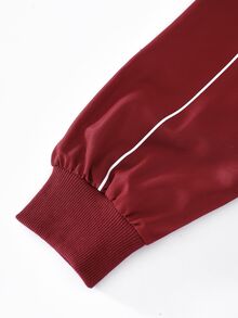 Vacaura American Street Racing Style Line Hooded Jacket, Zipper Hooded Coat, Curved Contrast Stitching Design On Body, Short Loose Fit Flattering And Versatile For All Body Types; Full Zipper Closure For Flexible Styling, Suitable For Daily Wear, Street Style, Spring/Autumn Single Wear, And Early Winter Layering - Burgundy - View 5