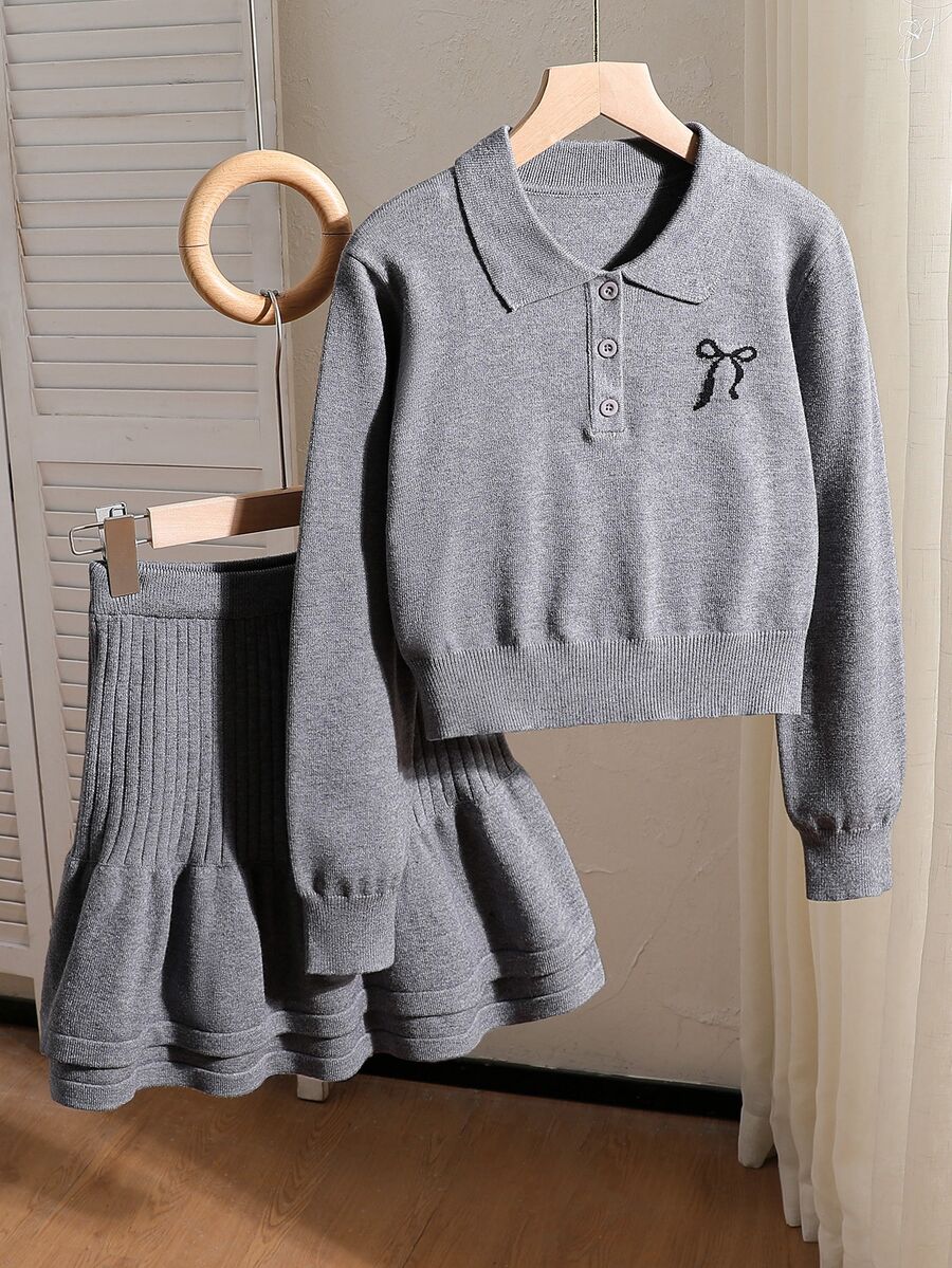 SHEIN Tween Girl Autumn/Winter New Gray Knit 2 Pieces Set, Half-Button Bow Cute Sweater With Double Layer Pleated Skirt, Soft Comfortable Fabric, Suitable For Layering With Coats And Jackets - Grey - View 1