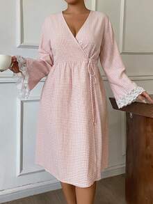 Dazy Plus Autumn Sweet Plaid Embroidered Lace Trim Patchwork Loose Fit Nightgown - Pink - View 1