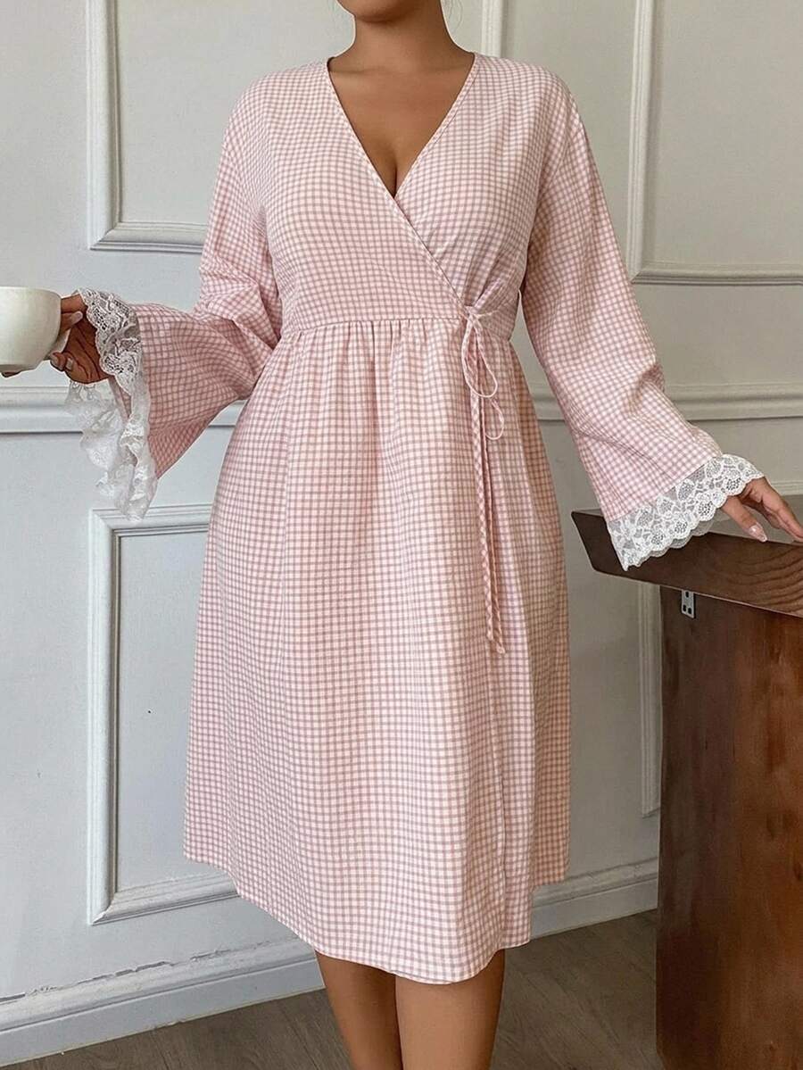 Dazy Plus Autumn Sweet Plaid Embroidered Lace Trim Patchwork Loose Fit Nightgown - Pink - View 1