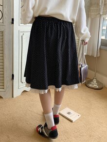 Dazy Plus Rok A-Line Gaya Korea Motif Polkadot Wanita Ukuran Besar dengan Trim Renda Kontras dan Pinggang Elastis - Navy Blue - View 2
