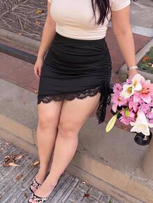 SHEIN MOD Plus Size Sexy Lace Patchwork Asymmetrical Hem Mini Skirt - Black - View 1