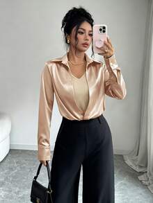 SHEIN Elenzya 女款美拉德棕色緞面襯衫連身衣，翻領深V領，收腰長袖2合1內搭連身衣，適合通勤、辦公室、內搭，成熟女性，約會 - 卡其色 - 查看 5