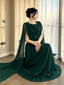 Modelyn Gaun Pesta Elegan Wanita Warna Polos dengan Detail Kerut, Merah Marun - Dark Green - View 5