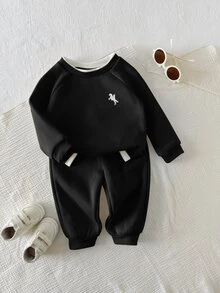 男女嬰兒/幼兒 2件組秋冬休閒可愛 2合1奶油色運動衫套裝，嬰兒運動服，嬰兒冬季衣物 - 黑色 - 查看 6