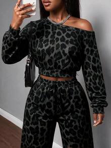Slaydiva Set Atasan Lengan Panjang Satu Bahu Motif Leopard dan Celana Longgar dengan Tali Serut di Pinggang untuk Wanita - MultiWarna - View 4