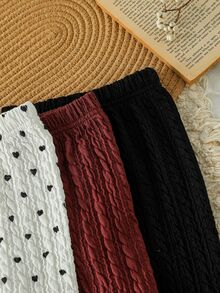 SHEIN 3件組新生女嬰秋冬新款褲裝套裝，黑色、酒紅、白色心形圖案可選，柔軟舒適面料，可愛休閒風，適合0-9個月寶寶日常穿著或戶外活動 - 彩色 - 查看 6