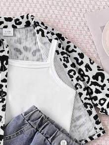 SHEIN Playful Pals 3件組幼女上衣背心喇叭牛仔褲套裝，可愛棕色豹紋、原色下擺磨邊燈芯絨長袖領口款，休閒派對秋季 Katseye 公主風套裝 - 白色 - 查看 4
