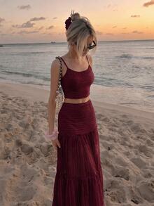 SHEIN MOD Setelan Kasual 2 Potong Atasan Camisole dan Rok Warna Polos untuk Wanita - Burgundy - View 1
