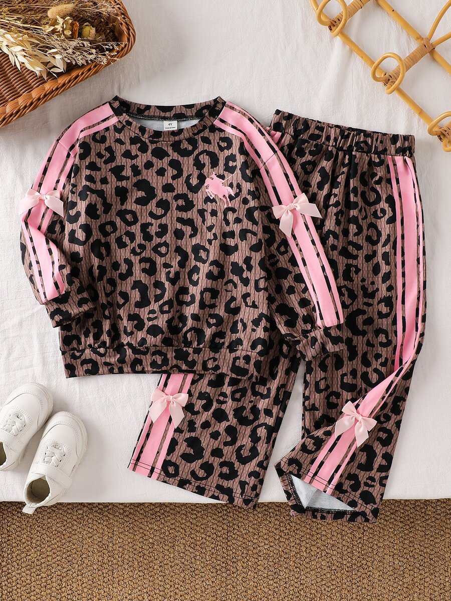 SHEIN 女童豹紋粉色蝴蝶結休閒運動衫與長褲套裝 - 彩色 - 查看 1
