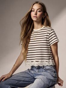 Willow Rêve Women's White Lace Loose Patchwork T-Shirt, Casual Vacation Style, Boho Style, Valentine's Day, Sports - Khaki - View 3