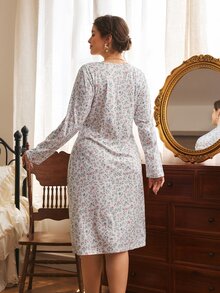 Côtesoire Mature Elegant French Noble Charm Intellectual Lace Patchwork Ruched Fitted Romantic Ditsy Floral Print Plus Size Nightgown - White - View 3