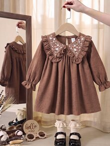SHEIN 女嬰拼接花卉刺繡荷葉袖可愛洋裝 - 咖啡棕 - 查看 5