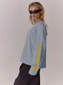 MUSERA 寬鬆大版圖案袖長袖上衣 T-shirt 酷女孩街頭風 日常學院風 1997 Holiday Vacation 圖案 T-shirt 春夏款 - 淺藍色 - 查看 4
