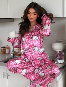 ZzzCrew HELLO KITTY AND FRIENDS | SHEIN طقم بيجامة ساتان بطبعة قلب بأسلوب حلو، ملابس منزلية مريحة حريرية بأكمام طويلة من قطعتين - وردي - مشاهدة 1