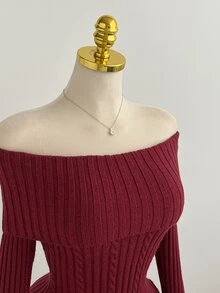Elamini Minimalist Women's Autumn/Winter Red Long Sleeve Slim Fit Cable Knit Cold Shoulder Sweater Dress - Red - View 4