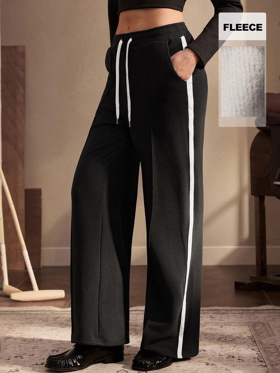 Nima Coro Celana Sweatpants Kasual Wanita dengan Tali Serut di Pinggang dan Desain Colorblock - Hitam - View 1