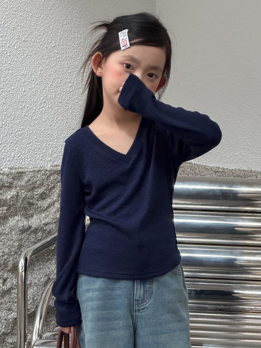 Dazy Kids Tween Girl) V-Neck Fitted Casual Long Sleeve Basic T-Shirt - Navy Blue - View 1
