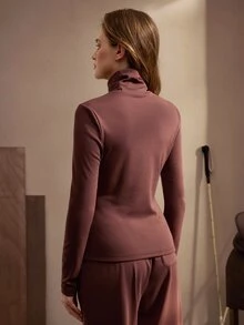 Nima Coro Atasan Lengan Panjang Wanita Model Slim Fit dengan Kerah Tegak, Serbaguna untuk Pemakaian Sehari-hari - Mocha Brown - View 2