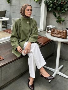 Selianne 女款時尚優雅不對稱大翻領廓形中長款風衣，插肩袖寬鬆修身休閒夾克 - 軍綠色 - 查看 1