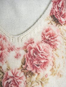 Linavere Women's Romantic Floral Print Long Sleeve Sweater - White - View 5